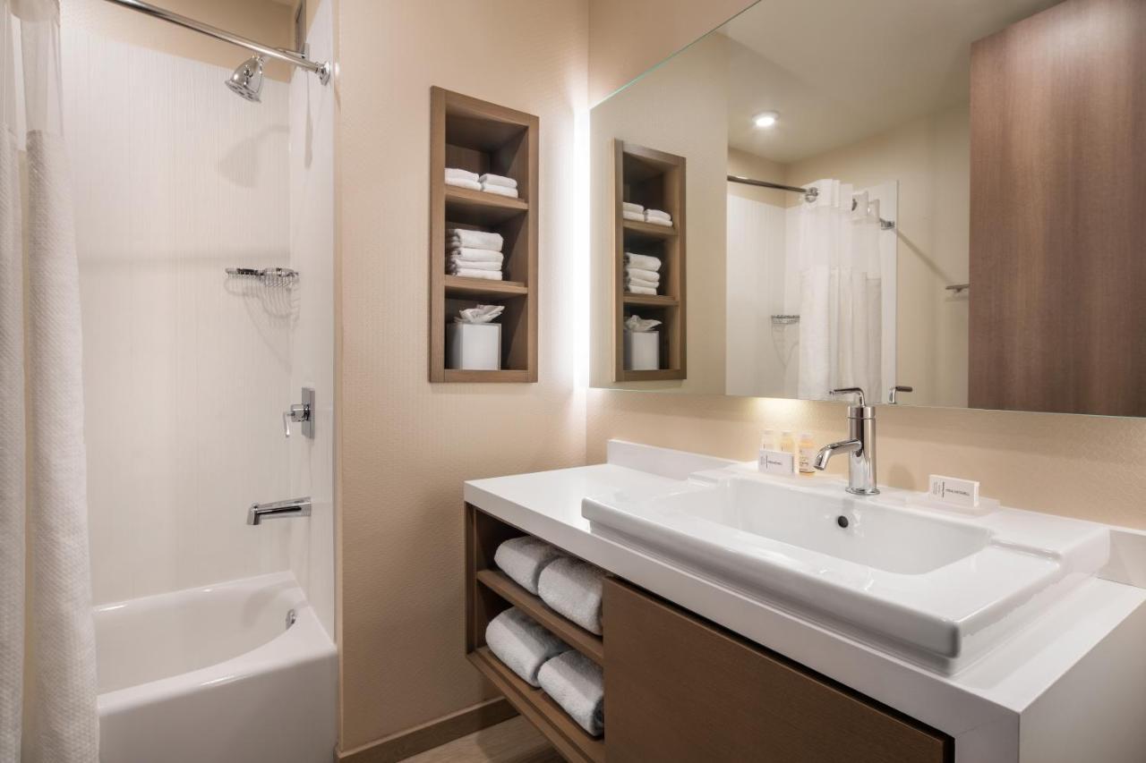 Courtyard By Marriott Phoenix Downtown Εξωτερικό φωτογραφία