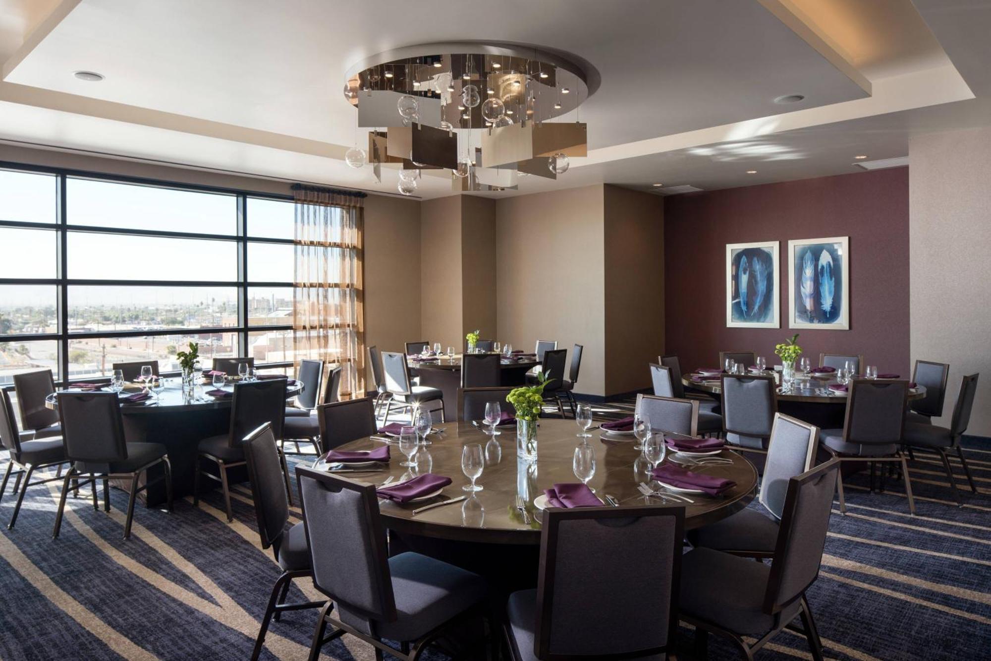 Courtyard By Marriott Phoenix Downtown Εξωτερικό φωτογραφία
