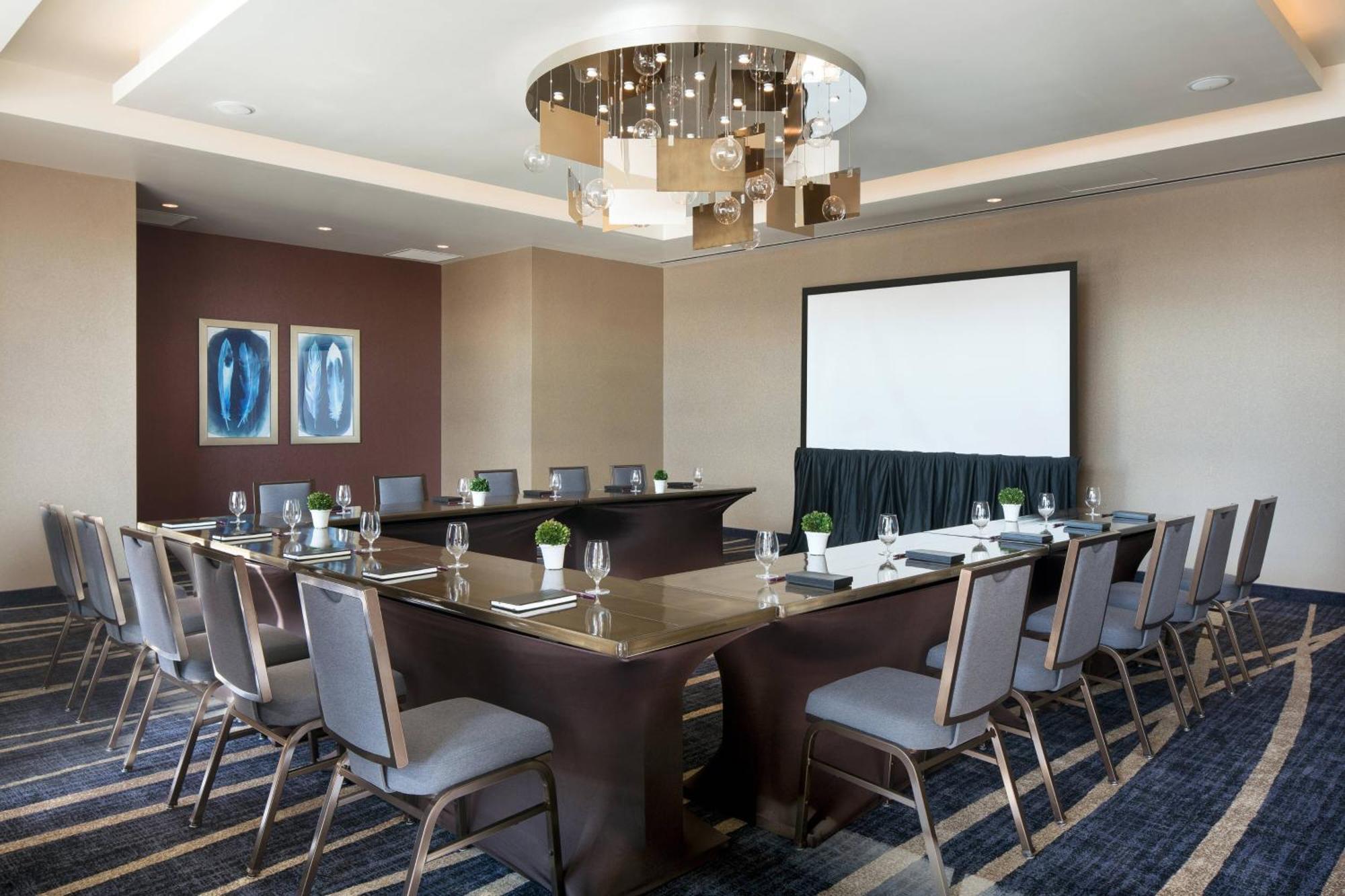 Courtyard By Marriott Phoenix Downtown Εξωτερικό φωτογραφία