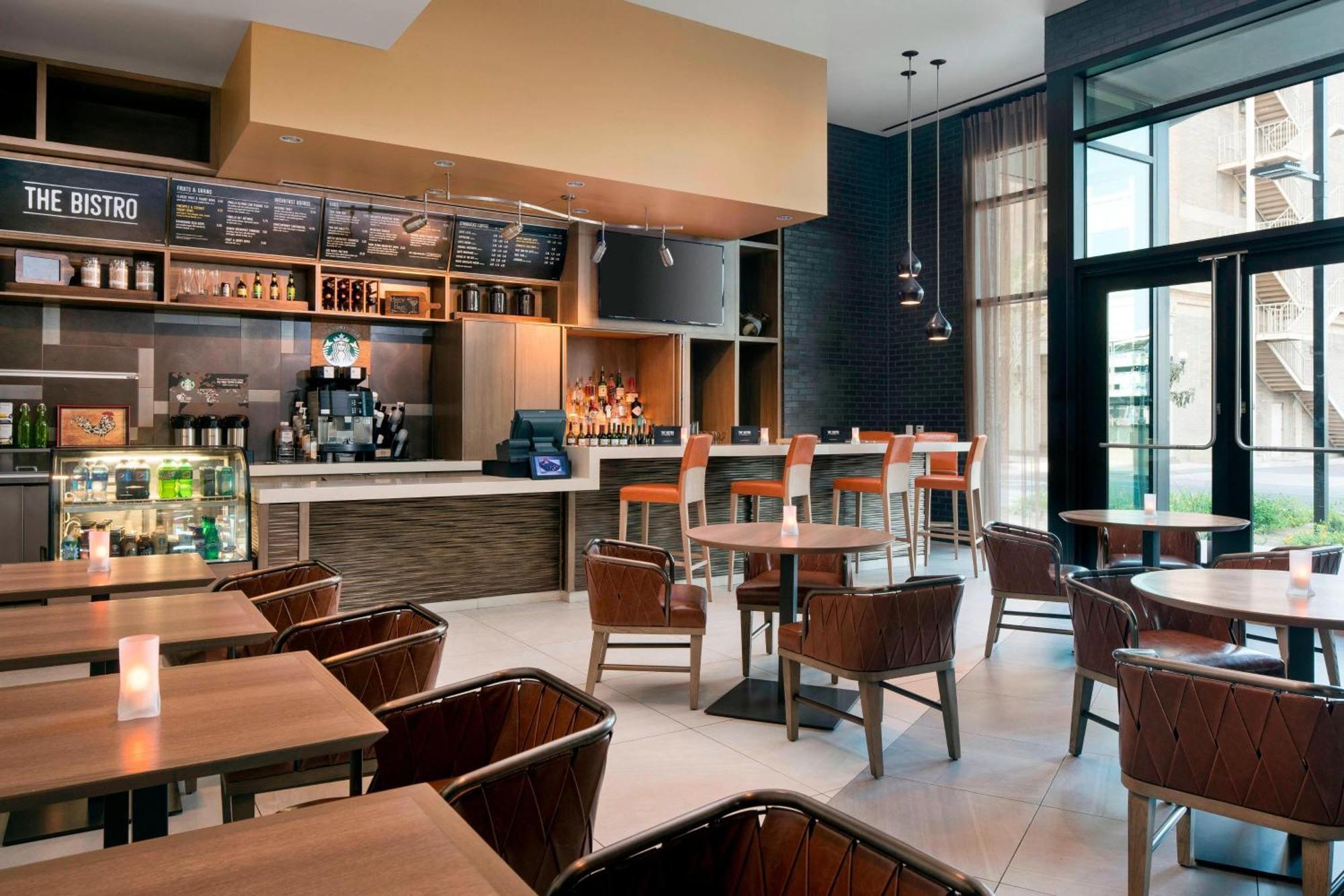 Courtyard By Marriott Phoenix Downtown Εξωτερικό φωτογραφία