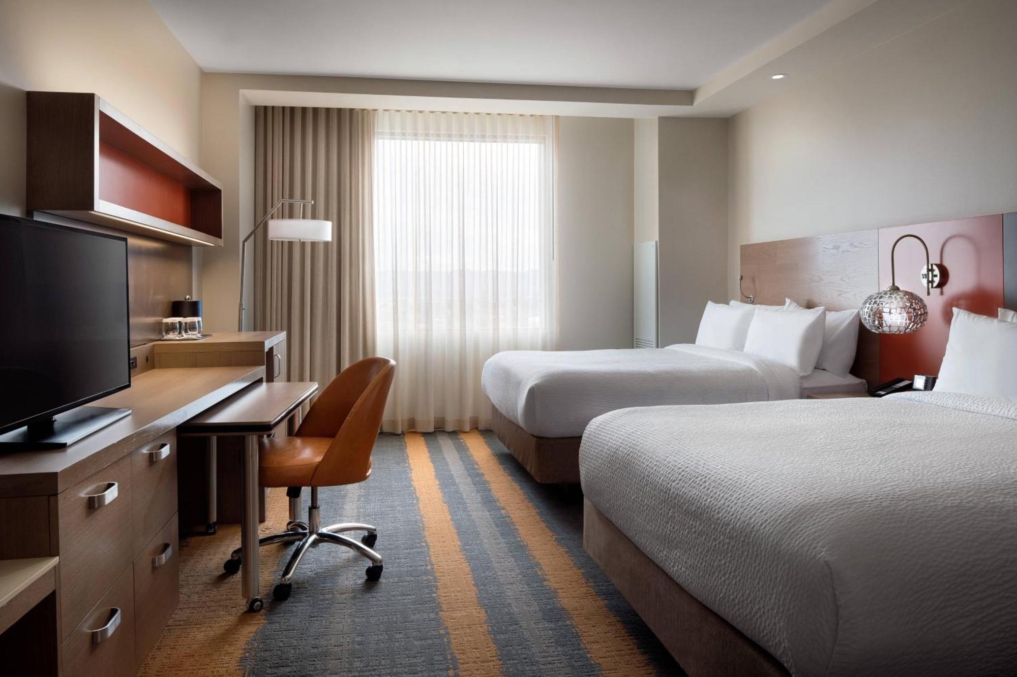 Courtyard By Marriott Phoenix Downtown Εξωτερικό φωτογραφία