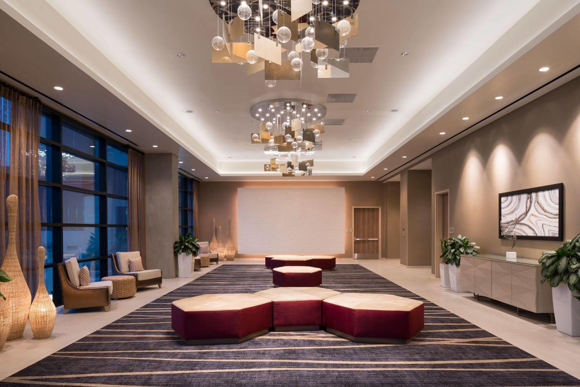 Courtyard By Marriott Phoenix Downtown Εξωτερικό φωτογραφία